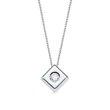 Colgante con diamante
Talla brillante 0.070 kilates, largo 44cm
Este preducto se entrega estuchado y envuelto para regalo