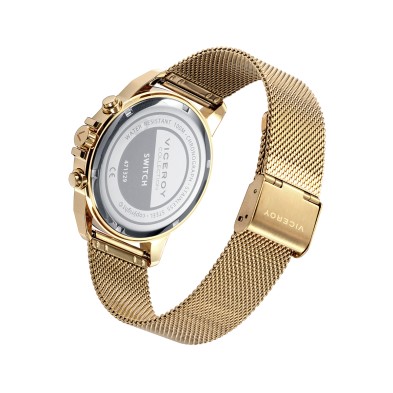 Cronografo con correa y caja en acero dorado, este producto se entrega en su estuche original y envuelto de regalo.