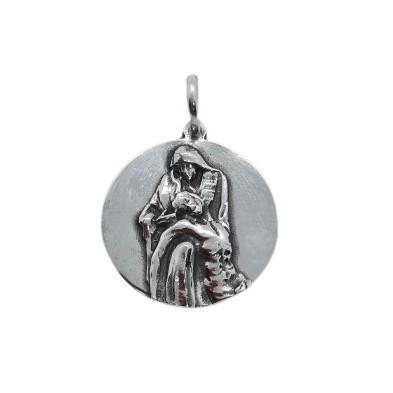 Medalla de la Virgen de la piedad, tamaño 17 mm.<BR>Fabricada en plata de Ley.