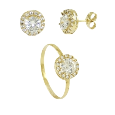 <p>Fabricado en Oro de 18 Kilates <br />Tamaño 8 mm. Cierre presion <br />Este producto se entrega estuchado y envuelto para reg