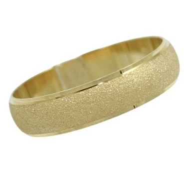 <STRONG>Alianza oro</STRONG> 5mm arenada filos lisos.<STRONG> Alianza</STRONG> para<STRONG> boda</STRONG> de<STRONG> oro</STRONG