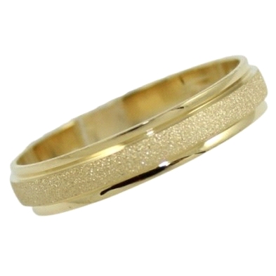 <P>Alianza <STRONG>oro amarillo 4mm</STRONG>.<BR>Este <STRONG>anillo de bodas</STRONG> tiene los filos en brillo y el centro are