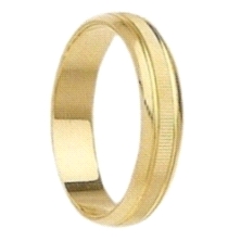 <STRONG>Alianza oro</STRONG> 4mm matizada. <STRONG>Alianza</STRONG> fabricada en <STRONG>oro</STRONG> de <STRONG>18 quilates</ST