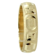 <STRONG>Alianza oro</STRONG> amarillo <STRONG>5 mm</STRONG> con dibujos en brillo. <STRONG>Alianza</STRONG> para<STRONG> boda</S