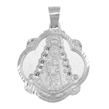 <P>Medalla <STRONG>Virgen del Rocio</STRONG> Pandereta<BR>Medida: 32x19mm (con asa incluida)<BR>Fabricada en <STRONG>Plata de 1ª