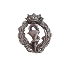 Emblema profesional de Farmacia.&nbsp;Insignia profesional fabricada en plata de primera ley (925 milesimas). Insignia de solapa