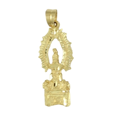 <STRONG>Medalla Virgen de la Fuensanta Coín 31 x 13 mm oro 18k silueta</STRONG>. Medalla de la Virgen de la Fuensanta fabricada <STRONG>Medalla Virgen de la Fuensanta Coín 31 x 13 mm oro 18k silueta</STRONG>. Medalla de la Virgen de la Fuensanta fabricada