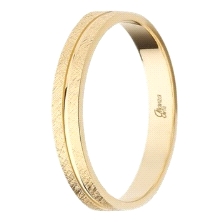 <STRONG>Alianza 9 kilates amarilla 3mm plana diamantada con linea<BR>Alianza oro 9 kilates</STRONG> 3mm con acabado diamant