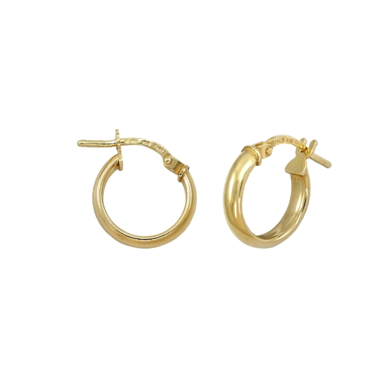 <STRONG>Aro oro 9k 15 mm media caña</STRONG>. Aros&nbsp;<STRONG>media caña</STRONG> en brillo con cierre recto. Tiene un diámetr