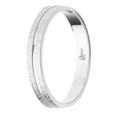 <STRONG>Alianza 9 kilates&nbsp;3mm&nbsp;plana&nbsp;con linea&nbsp;diamantada<BR>Alianza oro 9 kilates</STRONG> 3mm con acabado&n