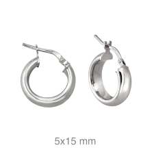 Aros medida 15 mm. Fabricado en plata de 1º ley.
Este producto se entrega estuchado y envuelto para regalo.