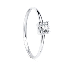 <STRONG>Anillo mujer oro blanco 4 garras</STRONG>&nbsp;&nbsp;&nbsp;&nbsp; <BR>Este <STRONG>anillo para mujer</STRONG> es liso co