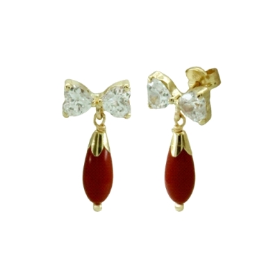 <P>Pendientes coral y circonita niña<BR>Pendientes con lazo de circonita y una lagrima de coral<BR>Cierre de presión<BR>Tiene 14 <P>Pendientes coral y circonita niña<BR>Pendientes con lazo de circonita y una lagrima de coral<BR>Cierre de presión<BR>Tiene 14