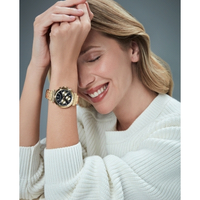 <P>Reloj Viceroy mujer 401310-57<BR>Reloj Viceroy dorado<BR>Caja de 38mm, Cronógrafo<BR>Cierre desplegable con pulsadores<BR>Mat