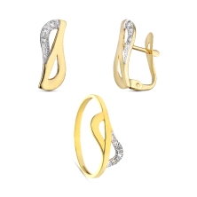 <STRONG>Juego para niña de comunión oro 9 kilates liso.</STRONG><BR><STRONG>Conjunto</STRONG> de para <STRONG>niña</STRONG> de <