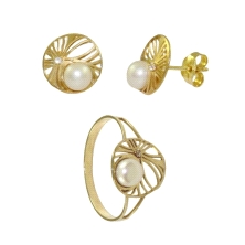 <STRONG>Juego de comunión oro 9 kilates calado.</STRONG><BR><STRONG>Juego</STRONG> para <STRONG>niña</STRONG> de <STRONG>comunió