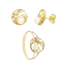 <STRONG>Juego de comunión oro 9 kilates calado.</STRONG><BR><STRONG>Juego</STRONG> para <STRONG>niña</STRONG> de <STRONG>comunió