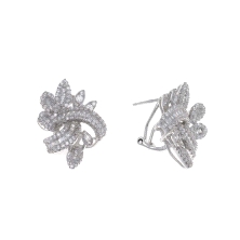 Pendiente Salvatore circonitas <BR>Cierre omega. Fabricado en plata de primera ley