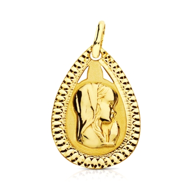<p>Medalla Virgen Niña <br />Fabricada en Oro de 9 Kilates<br />Medida : 24x13mm<br />Grabación Gratuita</p>