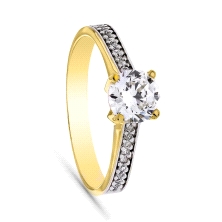 <STRONG>Anillo mujer oro 18k&nbsp;circonita cuatro garras.</STRONG><BR>Anillo de mujer&nbsp;con una&nbsp;circonita central de 6 